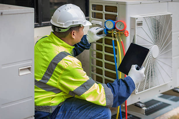 Professional Hvac technician working in Kennard, TX